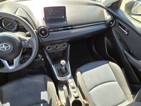 Used 2016 Scion iA image 11