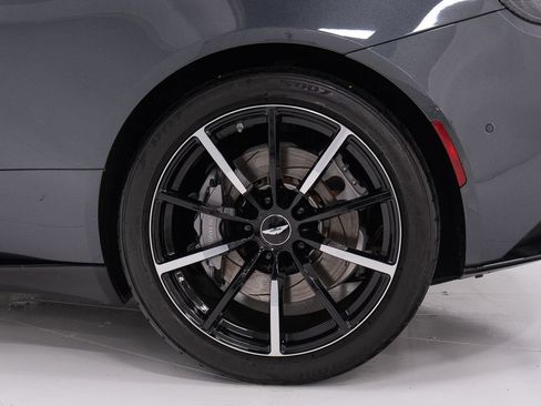 Used 2023 Aston Martin DB11 Volante RWD image 47