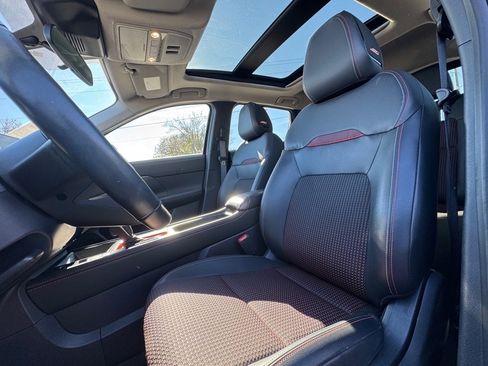 Certified 2025 Nissan Kicks SR w/ SR Premium Package image 14