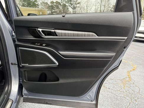 Used 2024 Kia Telluride SX Prestige image 17