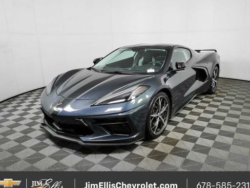 Used 2021 Chevrolet Corvette Stingray Premium Cpe w/ Z51 Performance Package RWD image 23
