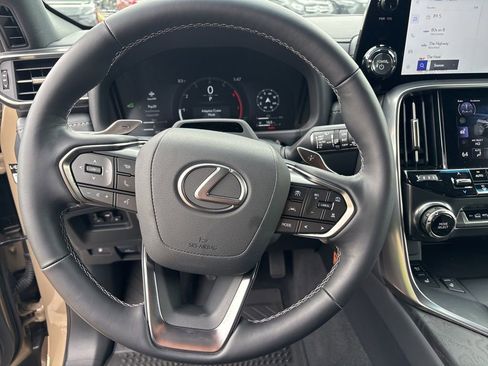 Certified 2025 Lexus LX 700h Overtrail w/ Accessory Package (Z1) AWD/4WD image 14
