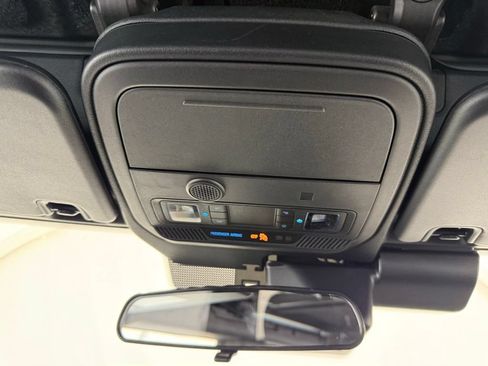 New 2026 Ford Bronco 2-Door AWD/4WD image 33