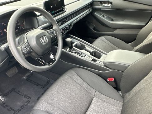 Certified 2025 Honda Accord LX image 10