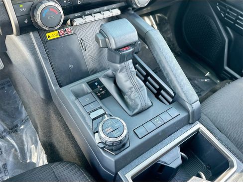 Used 2025 Toyota 4Runner TRD Off-Road image 16