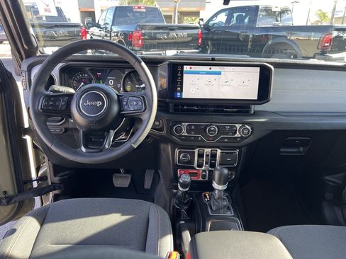 Used 2025 Jeep Wrangler Willys 4xe image 24