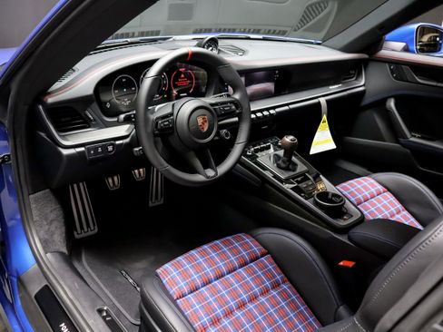 Certified 2026 Porsche 911 Carrera T RWD image 23
