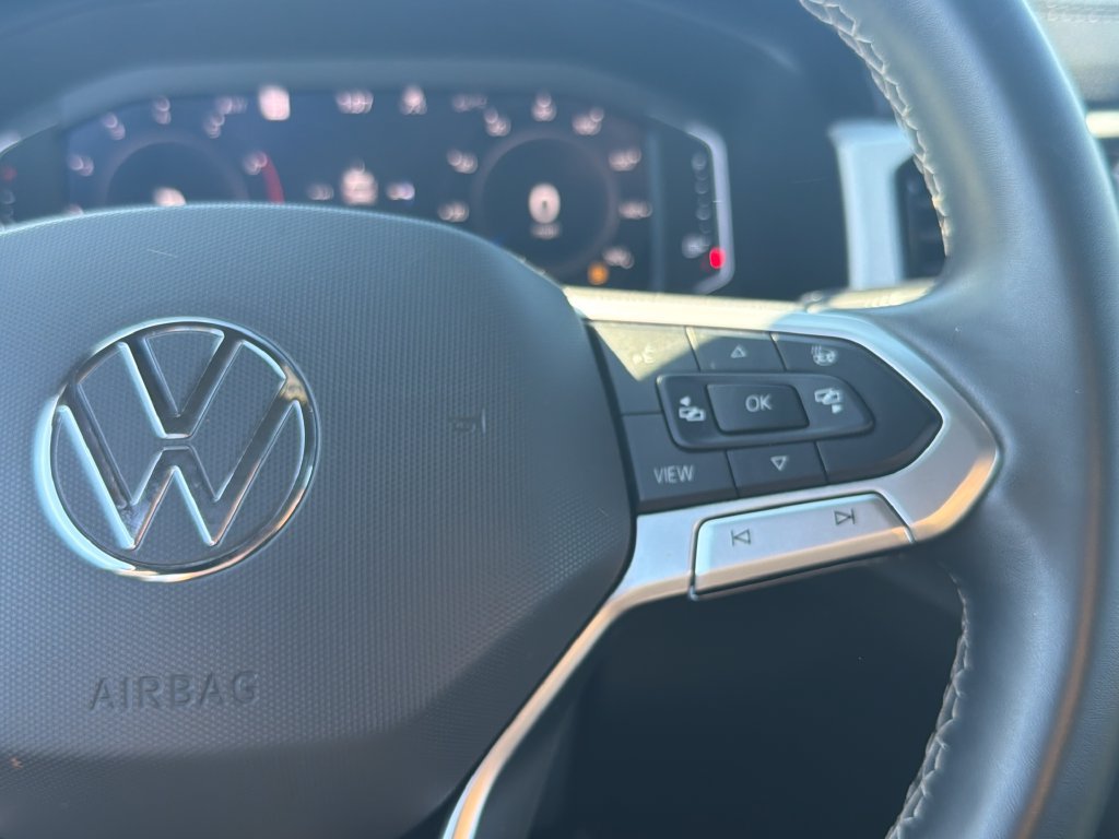 Certified 2022 Volkswagen Atlas Cross Sport SEL AWD/4WD image 12