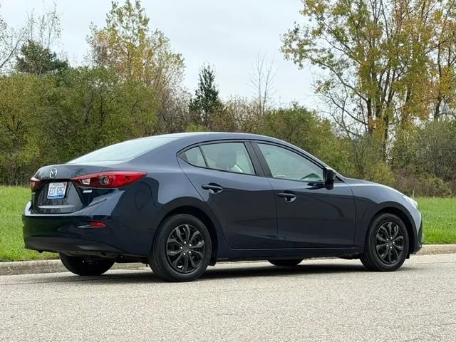 Used 2016 MAZDA MAZDA3 i Sport FWD image 13