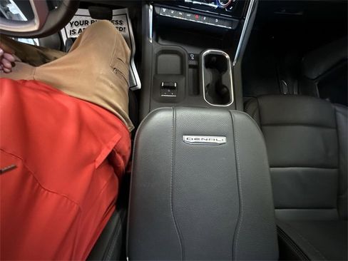 Certified 2025 GMC Sierra 3500 Denali w/ Denali Reserve Package image 21