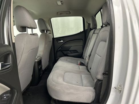 Used 2019 Chevrolet Colorado LT image 21