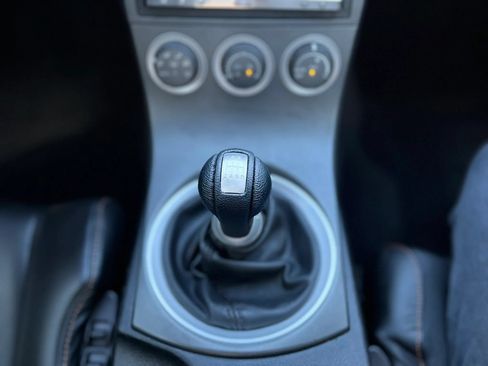 Used 2003 Nissan 350Z Touring w/ Aerodynamics Pkg RWD image 15