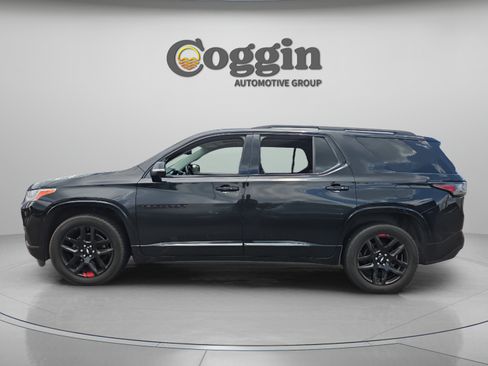 Used 2020 Chevrolet Traverse Premier w/ Redline Edition FWD image 2