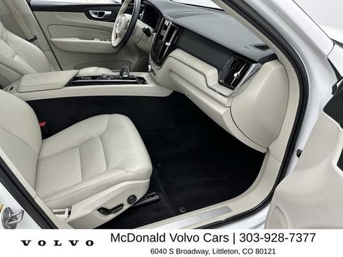 Certified 2023 Volvo XC60 B5 Plus w/ Climate Package AWD/4WD image 25