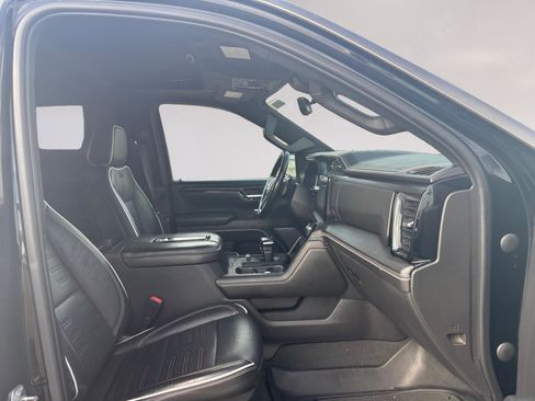 Used 2022 GMC Sierra 1500 AT4X image 15