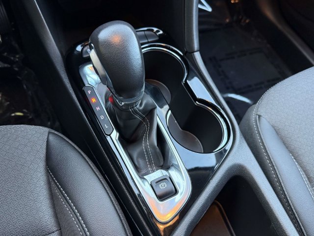 Used 2023 Buick Encore GX Select AWD/4WD image 19