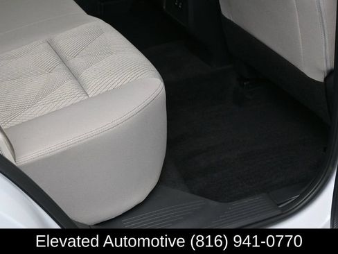 Used 2024 Nissan Rogue SV AWD/4WD image 10