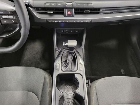 Used 2025 Kia K4 FWD image 43
