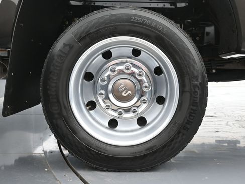 Used 2024 Ford F450 King Ranch w/ FX4 Off-Road Package image 18