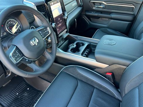 New 2026 RAM 1500 Laramie AWD/4WD image 10