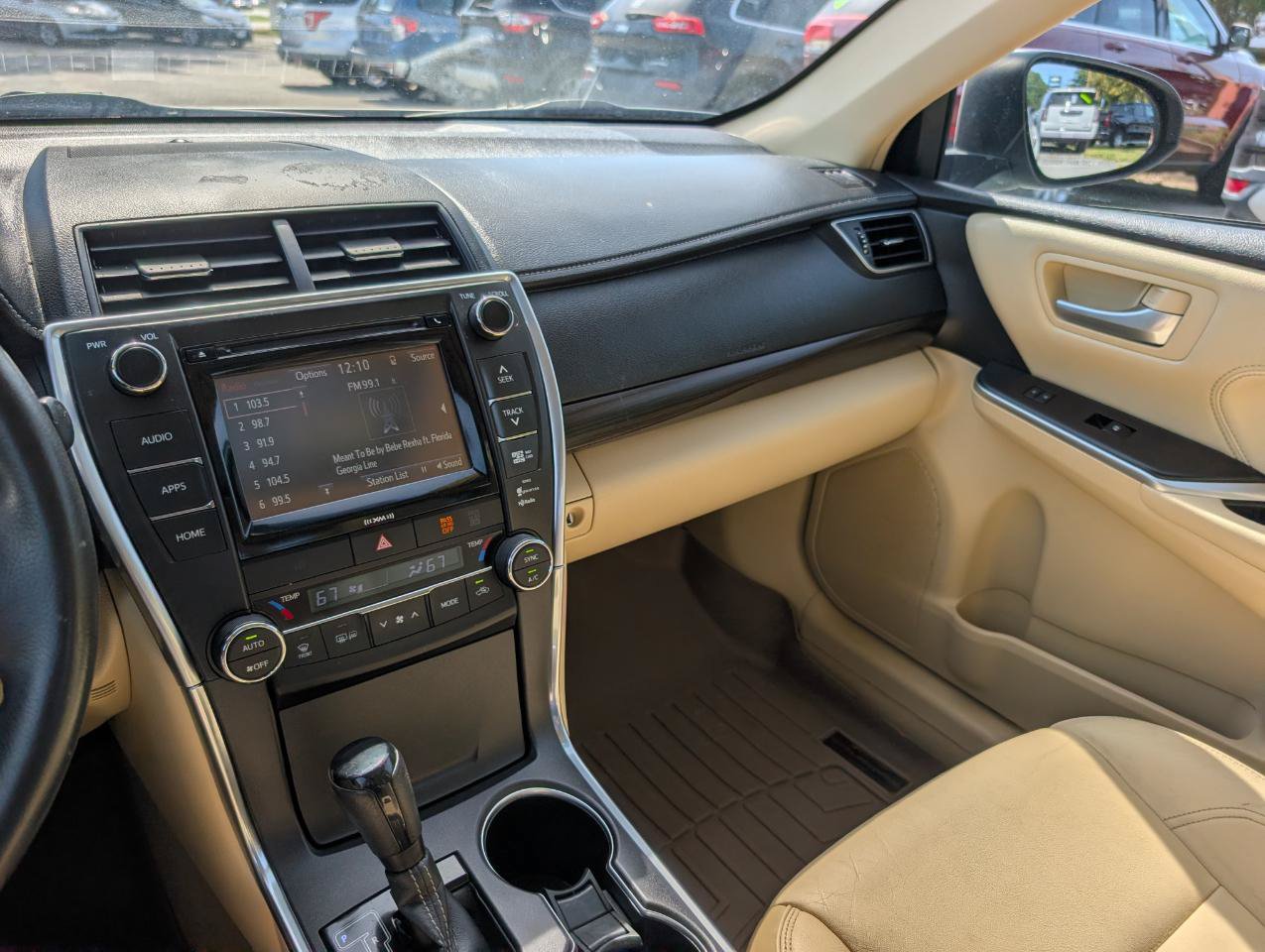Used 2016 Toyota Camry XLE w/ Moonroof Package FWD image 20