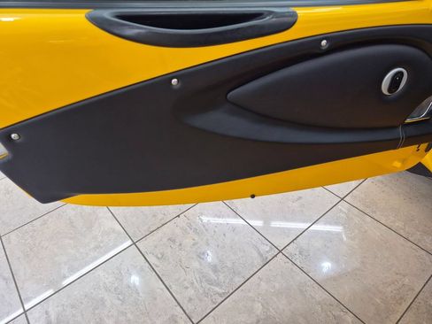Used 2005 Lotus Elise RWD image 16
