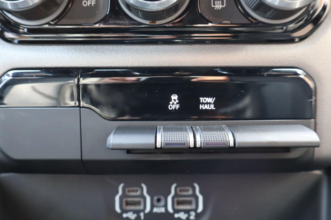 Used 2024 RAM 1500 Laramie AWD/4WD image 20