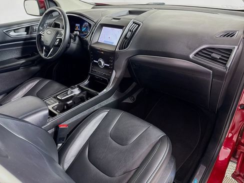Used 2020 Ford Edge Titanium FWD image 28