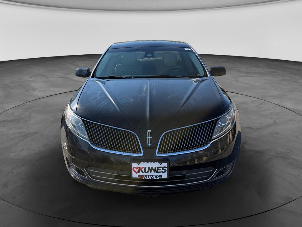Used 2013 Lincoln MKS AWD image 3