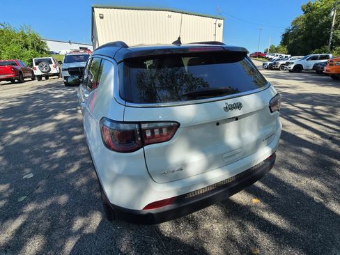 Used 2024 Jeep Compass Limited AWD/4WD image 5