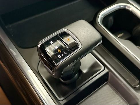 Used 2023 Chevrolet Silverado 1500 LT Trail Boss w/ Convenience Package II image 17