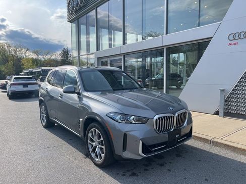 Used 2024 BMW X5 xDrive40i w/ Premium Package AWD/4WD image 6