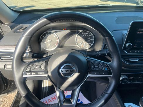 Used 2019 Nissan Altima 2.5 SL image 9