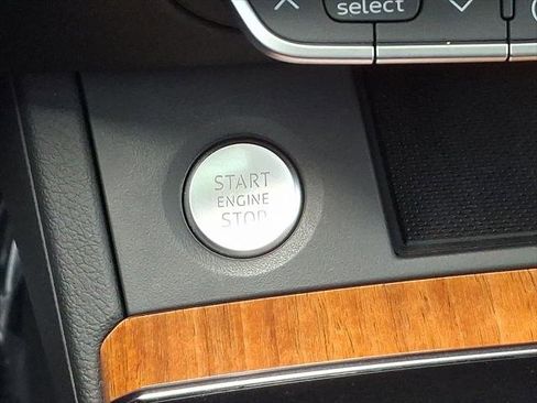 Certified 2023 Audi Q5 2.0T Premium w/ Convenience Package image 25