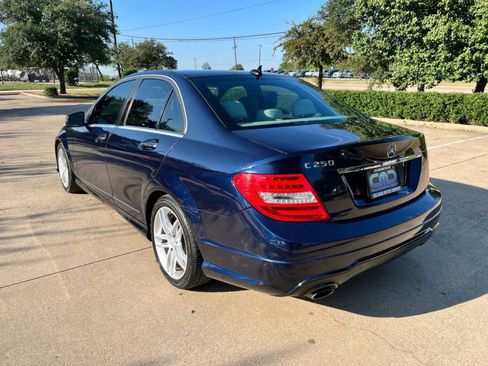 Used 2013 Mercedes-Benz C 250 Sedan image 7