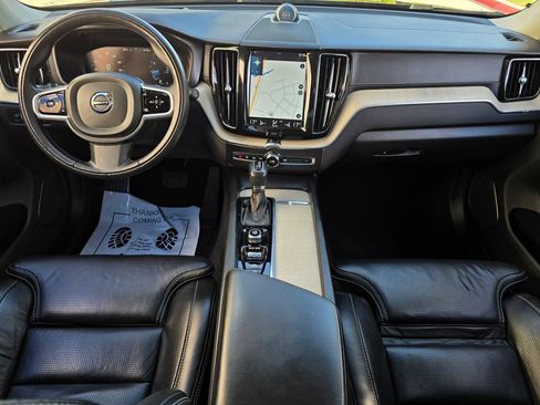 Used 2018 Volvo XC60 T6 Inscription w/ Luxury Seat Package AWD/4WD image 29
