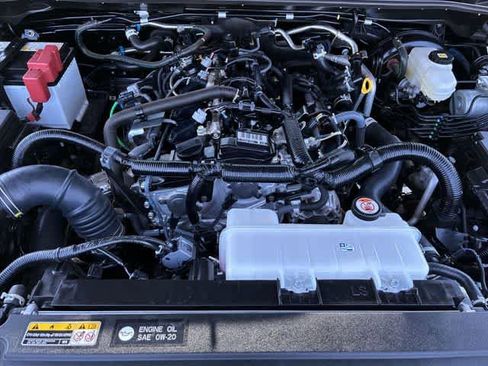 Used 2025 Toyota 4Runner SR5 image 15