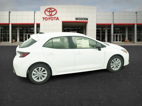 New 2026 Toyota Corolla SE image 27