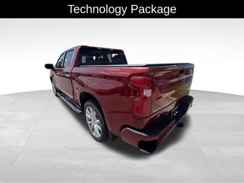 Used 2024 Chevrolet Silverado 1500 High Country w/ High Country Premium Package AWD/4WD image 5