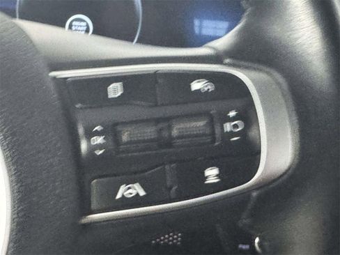 Used 2023 Kia Sportage SX image 24