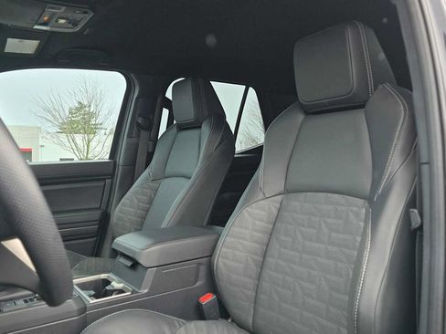Used 2025 Toyota 4Runner TRD Off-Road Premium AWD/4WD image 26