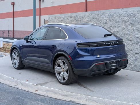 Certified 2024 Porsche Macan 4 Electric image 3
