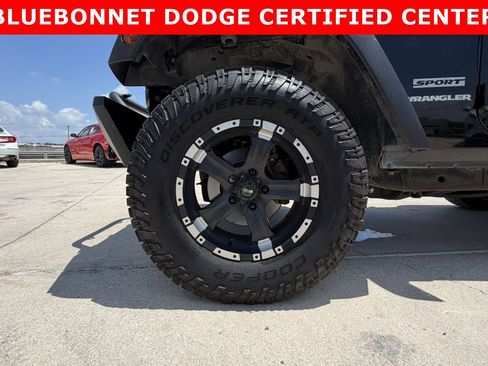 Used 2011 Jeep Wrangler Sport AWD/4WD image 22