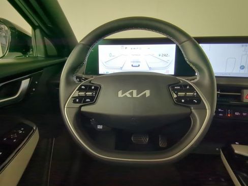 Used 2024 Kia EV6 GT-Line AWD/4WD image 26