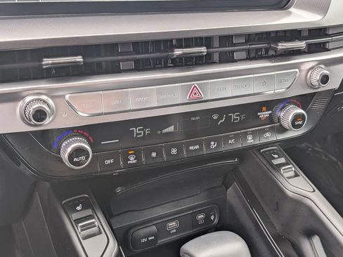 Certified 2025 Kia Telluride S AWD/4WD image 30
