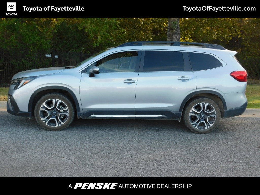Used 2023 Subaru Ascent Limited AWD/4WD image 8