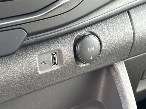 New 2026 Ford Transit 250 148 Medium Roof w/ Load Area Protection Package image 17