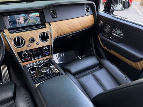 Used 2019 Rolls-Royce Cullinan image 49