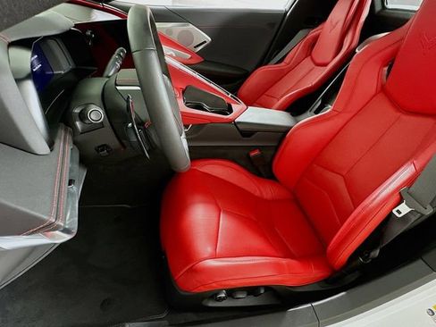 Used 2025 Chevrolet Corvette E-Ray AWD/4WD image 10