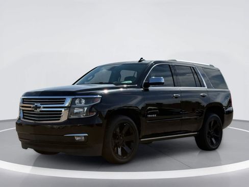 Used 2020 Chevrolet Tahoe Premier AWD/4WD image 2